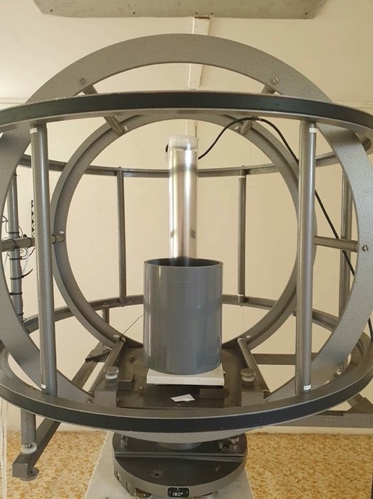 Figure 5: Measurement of the shielding factor of mu-metal using a set of Helmholtz coils.